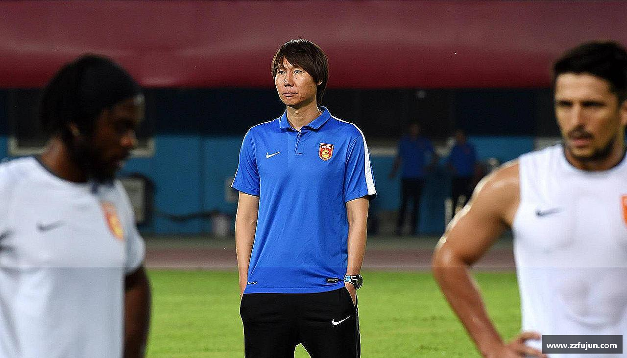 拥抱挑战，成就辉煌！